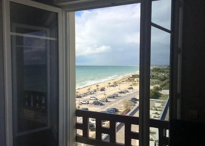 Studio~ Les Pieds Dans L'eau 2~ アパート ドンヴィル・レ・バン