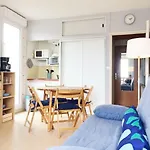 Studio~ Les Pieds Dans L'eau 2~ Apartmán *