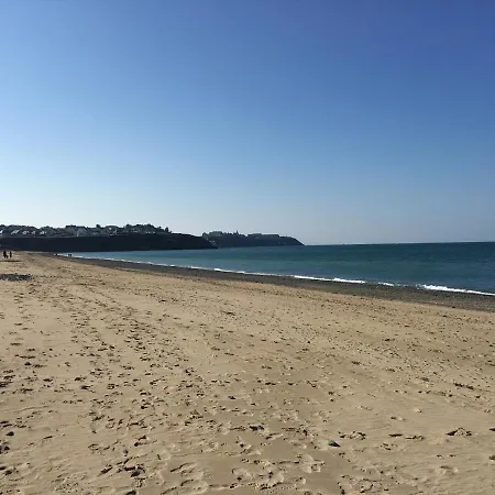 Daire Studio~ Les Pieds Dans L'eau 2~ Donville-les-Bains