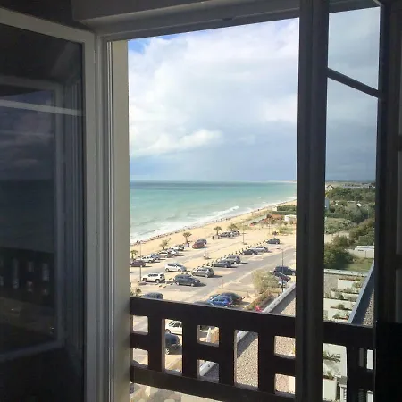 Studio~ Les Pieds Dans L'eau 2~ Daire Donville-les-Bains