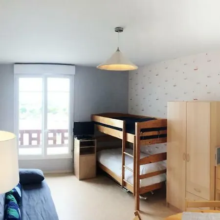 Apartment Studio~ Les Pieds Dans L'eau 2~ *
