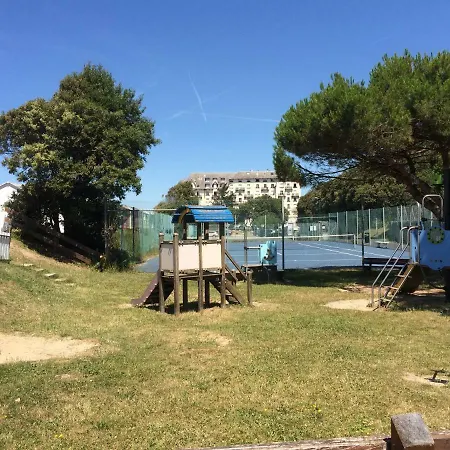 Studio~ Les Pieds Dans L'eau 2~ *