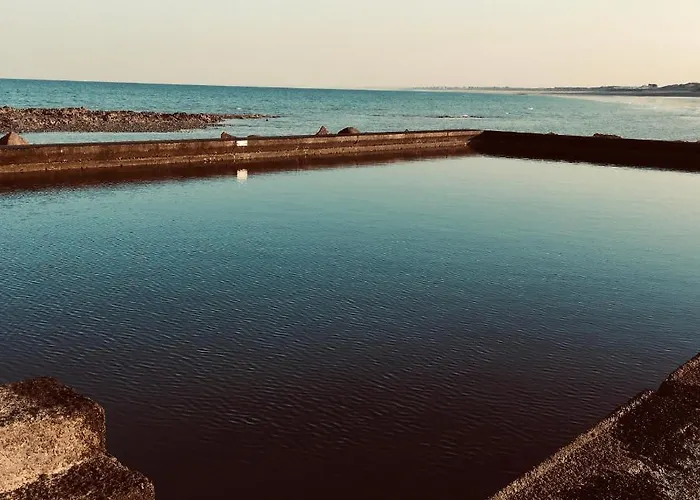 Studio~ Les Pieds Dans L'eau 2~ * Donville-les-Bains