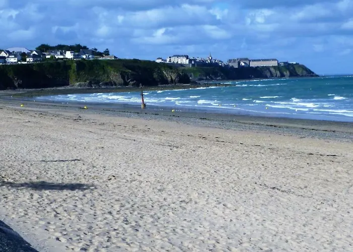 Studio~ Les Pieds Dans L'eau 2~ Donville-les-Bains